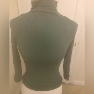 free people XS/S wintergreen workout top.